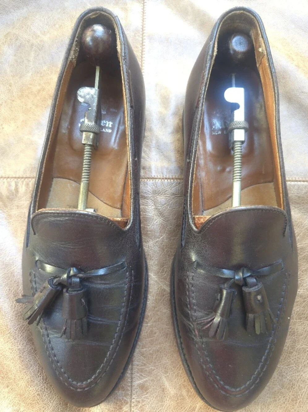 Alden Style #663 Dark Brown Leather Tassel Loafers Shoe Sz 10 B-D Almond Toe USA
